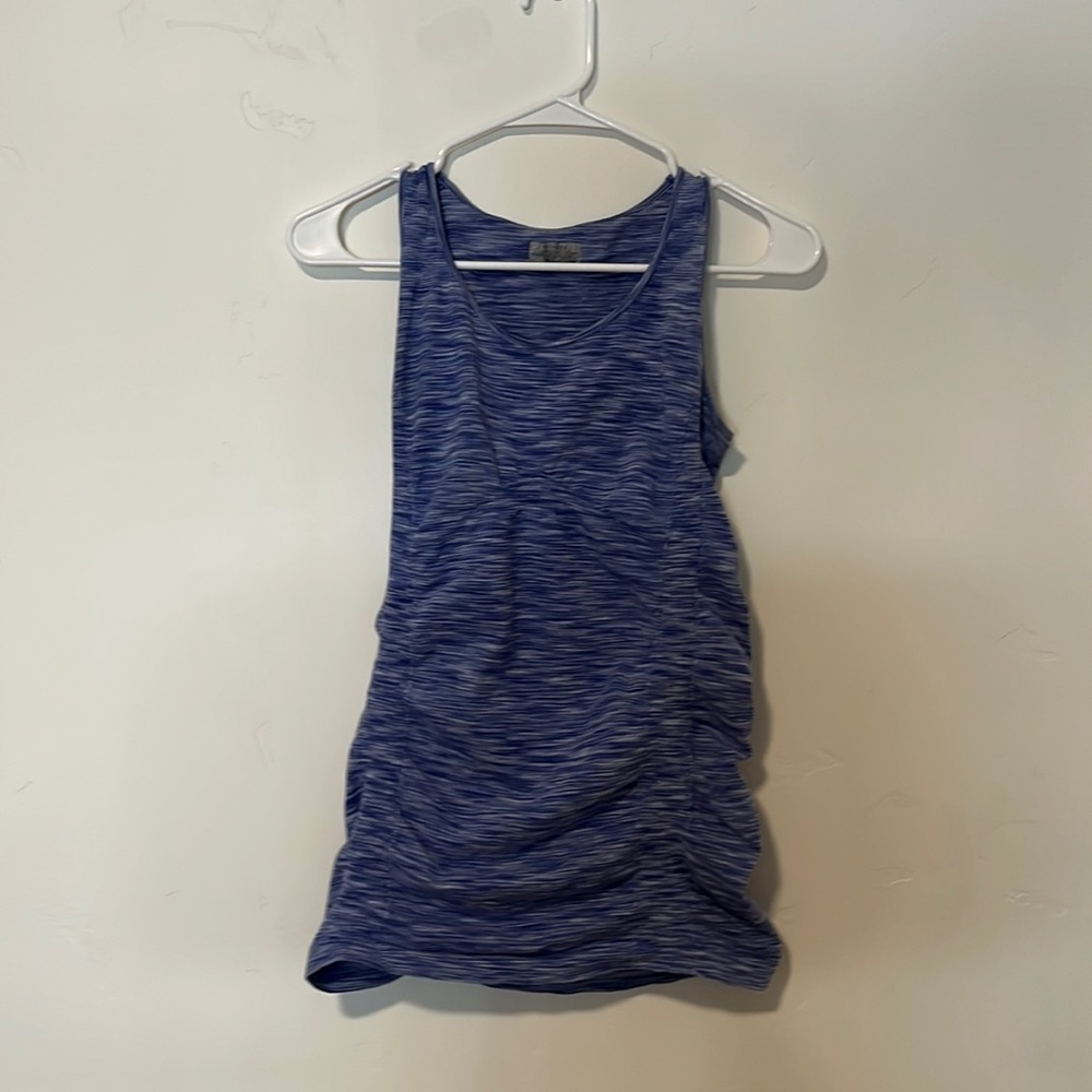 woman’s M athleta workout tank top